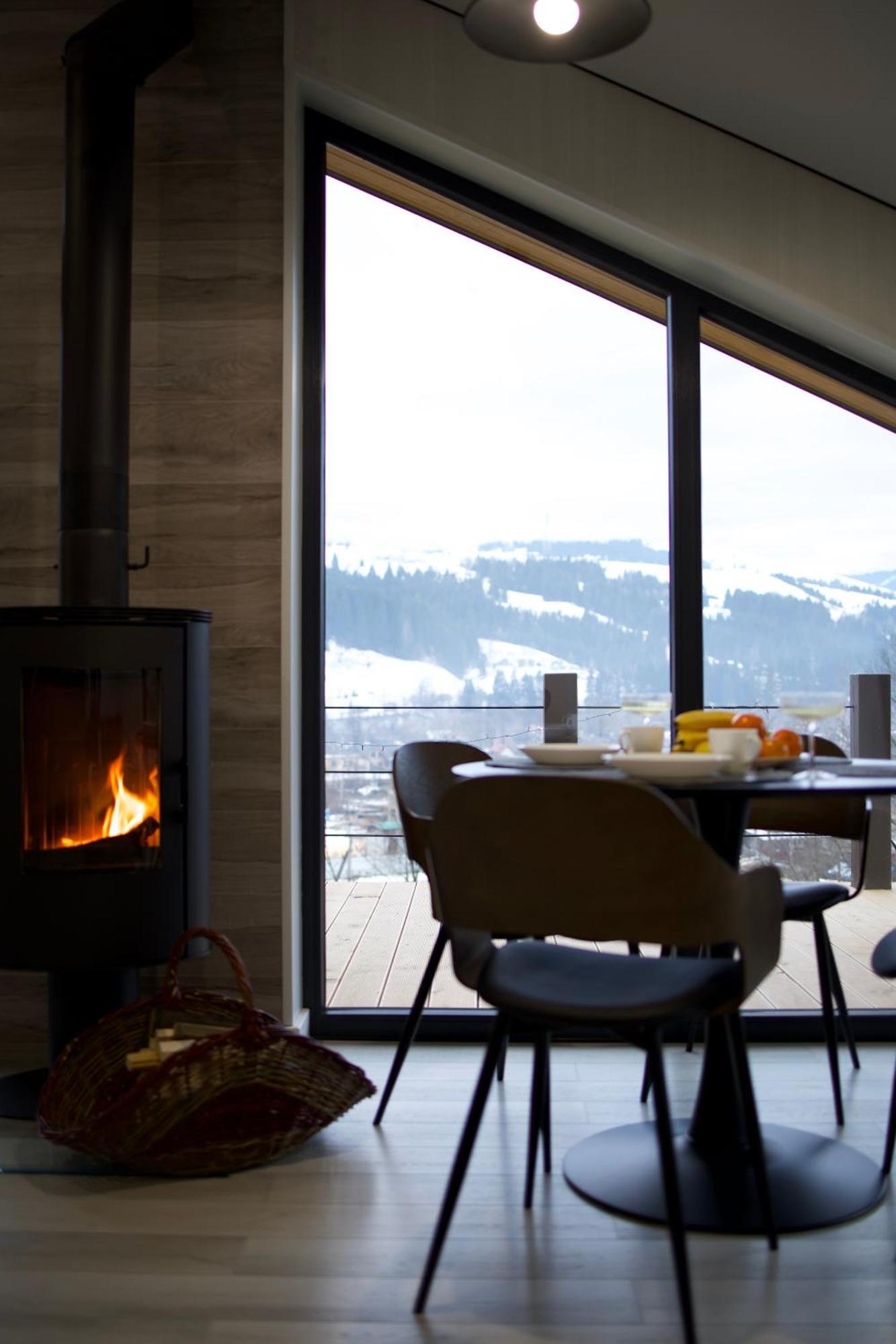 Petrick House Lägenhet Verchovyna Exteriör bild